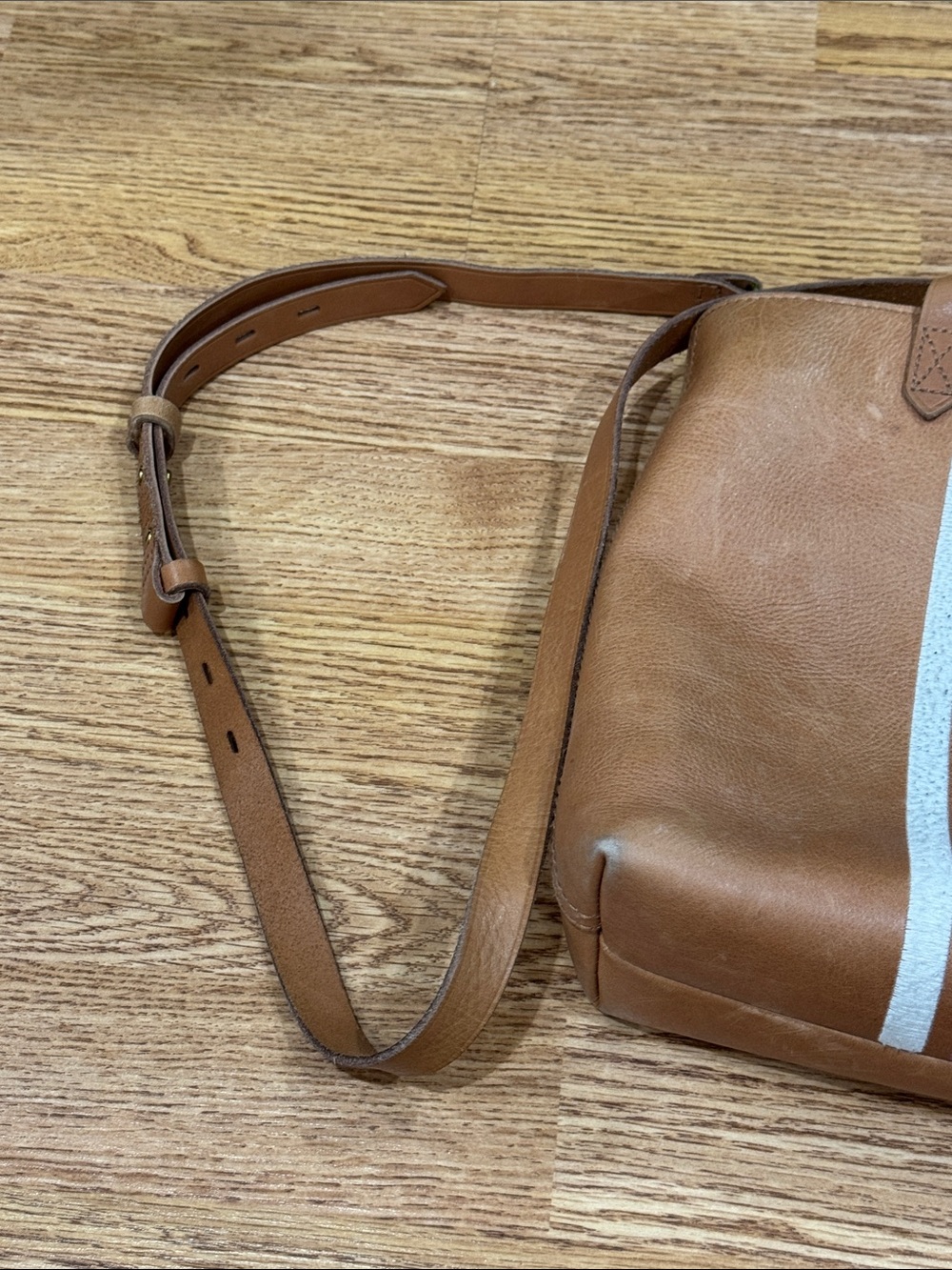 Madewell Small Transport Striped Tote Crossbody Bag in a brown leather colorway - Picture 3 of 8
